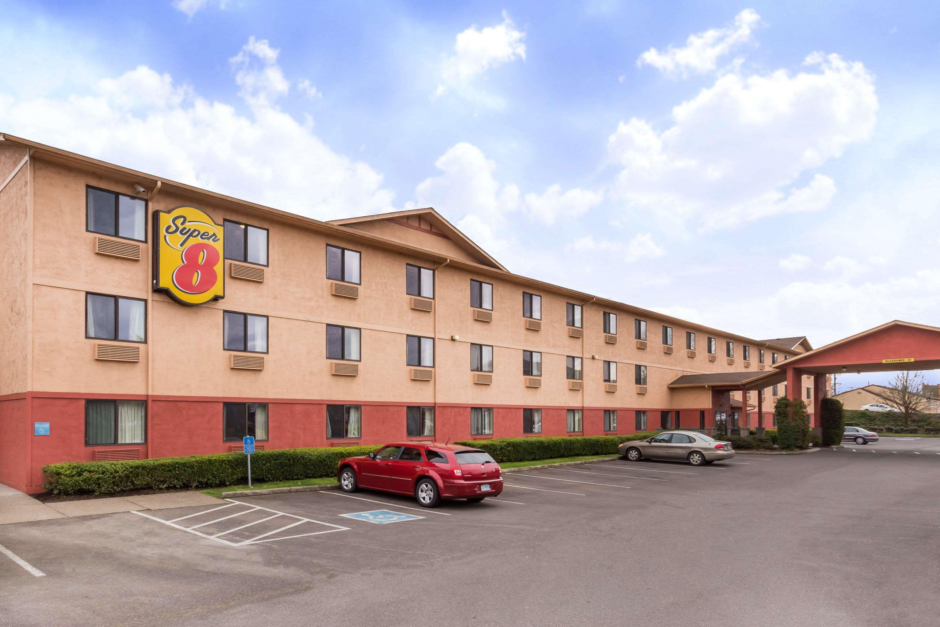 Super 8 By Wyndham Corvallis Dış mekan fotoğraf